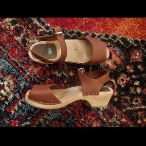 MIA Anja Open Toe Clogs